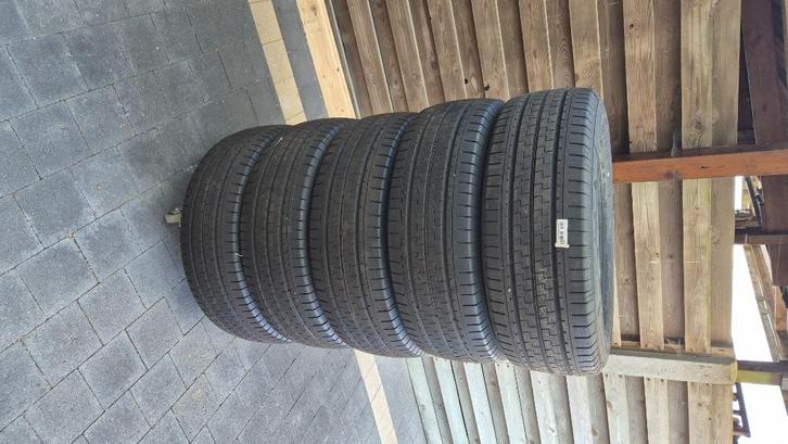 Banden bestelwagen (Afmontage MAN TGE), Auto-onderdelen, Banden en Velgen, Band(en), Zomerbanden, 16 inch, 235 mm, Bestelwagen