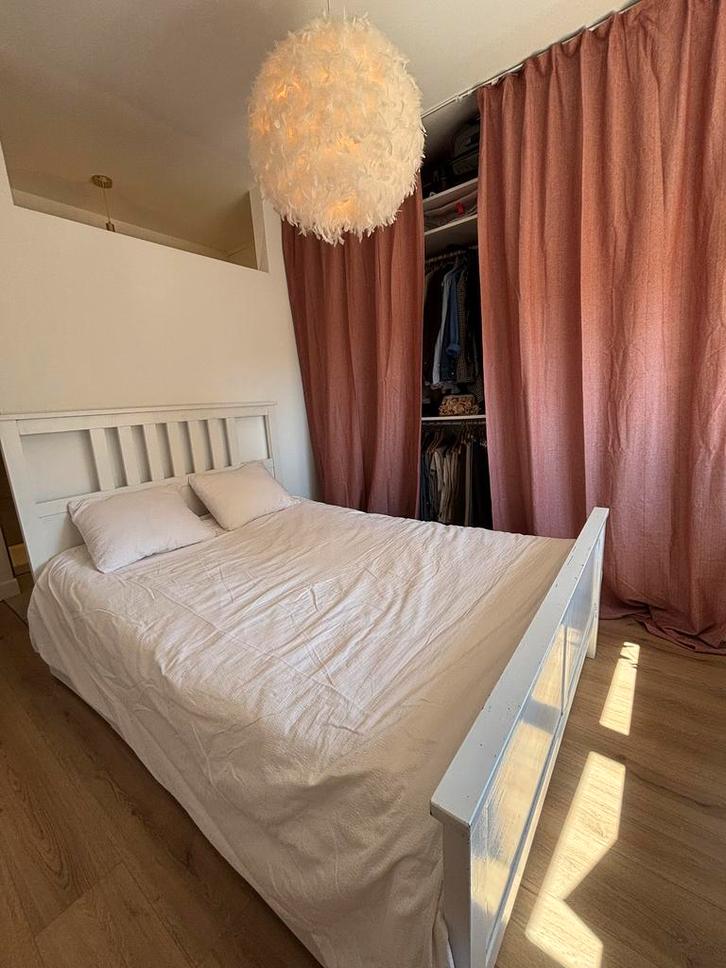Hemnes bed 140cm, Huis en Inrichting, Slaapkamer | Bedden, Wit, Ophalen