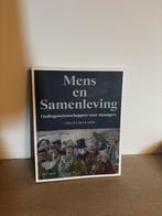 Adelien Decramer - Mens en samenleving, Boeken, Gelezen, Sociale wetenschap, Ophalen of Verzenden, Adelien Decramer