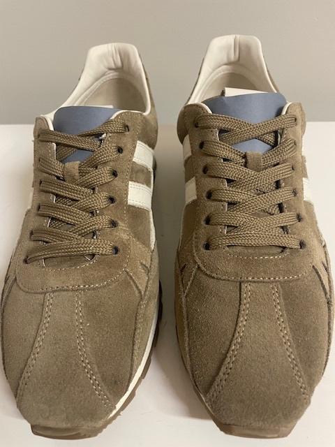 Nieuwe Hogan sneakers, 86er, maat 38,5, Kleding | Dames, Schoenen, Nieuw, Sneakers, Beige, Ophalen of Verzenden