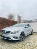 Mercedes 180i Benzine | 126000KM| Carplay Ambient | topstaat, Auto's, Leder en Stof, 1595 cc, 5 deurs, Particulier