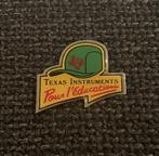 PIN - TEXAS INSTRUMENTS - REKENMACHINE - CALCULATRICE, Envoi, Utilisé, Marque, Insigne ou Pin's