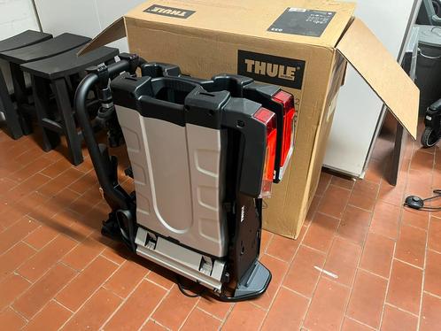 ONGEBRUIKT Thule EasyFold XT 933 fietsendrager, Auto diversen, Fietsendragers, Nieuw, Trekhaakdrager, 2 fietsen, Brede banden