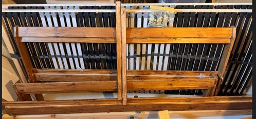 Bedframe 140x200, 2 lattenbodems en matras, Huis en Inrichting, Slaapkamer | Bedden, Gebruikt, Tweepersoons, 140 cm, 200 cm, Hout