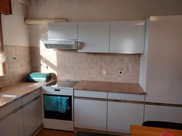 Gratis keuken, zelf uit te breken beschikbaar voor biedingen