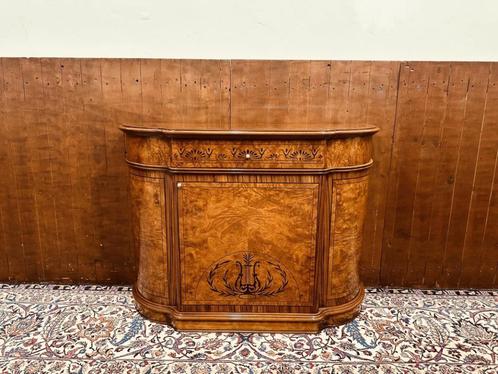 Antieke Italiaanse Dressoir, Antiek en Kunst, Antiek | Kantoor en Zakelijk, Ophalen of Verzenden
