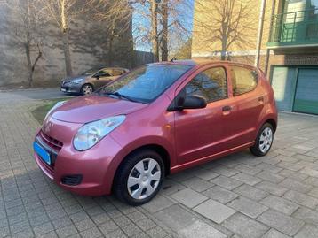 Suzuki Alto benzine 150.000 km! Carpass + Euro 5-notitieboek beschikbaar voor biedingen