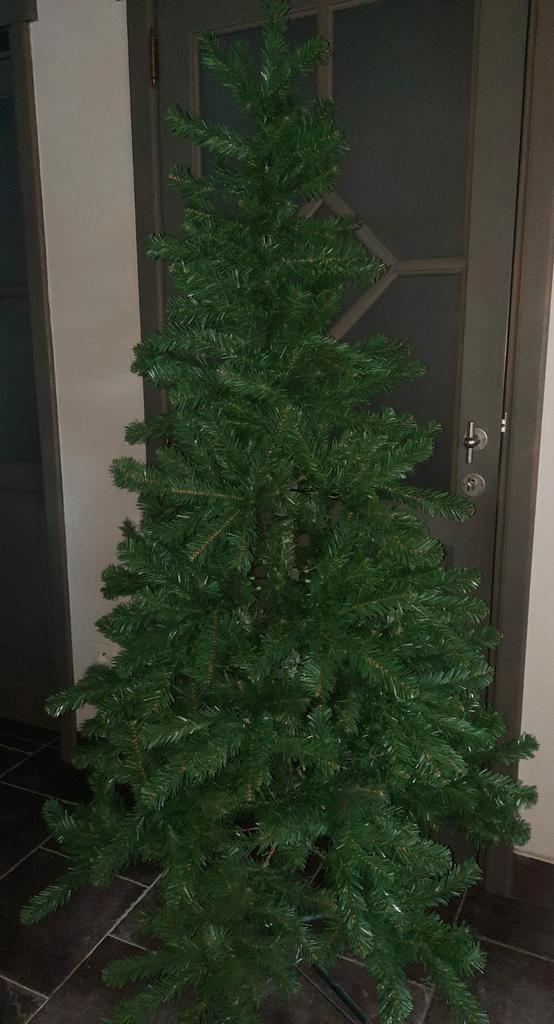 Kunstkerstboom 185 cm hoog, 102 cm doorsnede mooie kerstboom, Diversen, Kerst, Gebruikt, Ophalen of Verzenden
