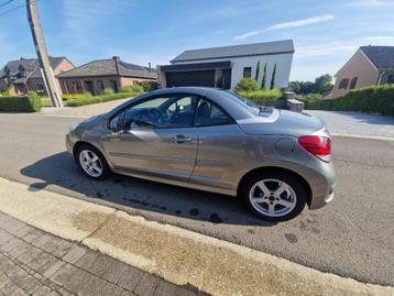 Peugeot 207CC, Autos, Achat, Cabriolet, Carnet d'entretien, Noir