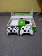 Xbox Series S met 2 controllers, Games en Spelcomputers, Spelcomputers | Xbox Series X en S, Ophalen of Verzenden, Zo goed als nieuw