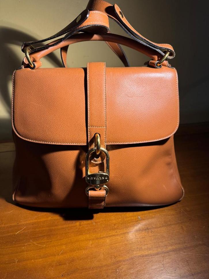 Sac à main pour femme de la marque Delvaux, Handtassen en Accessoires, Tassen | Damestassen, Zo goed als nieuw, Handtas, Bruin