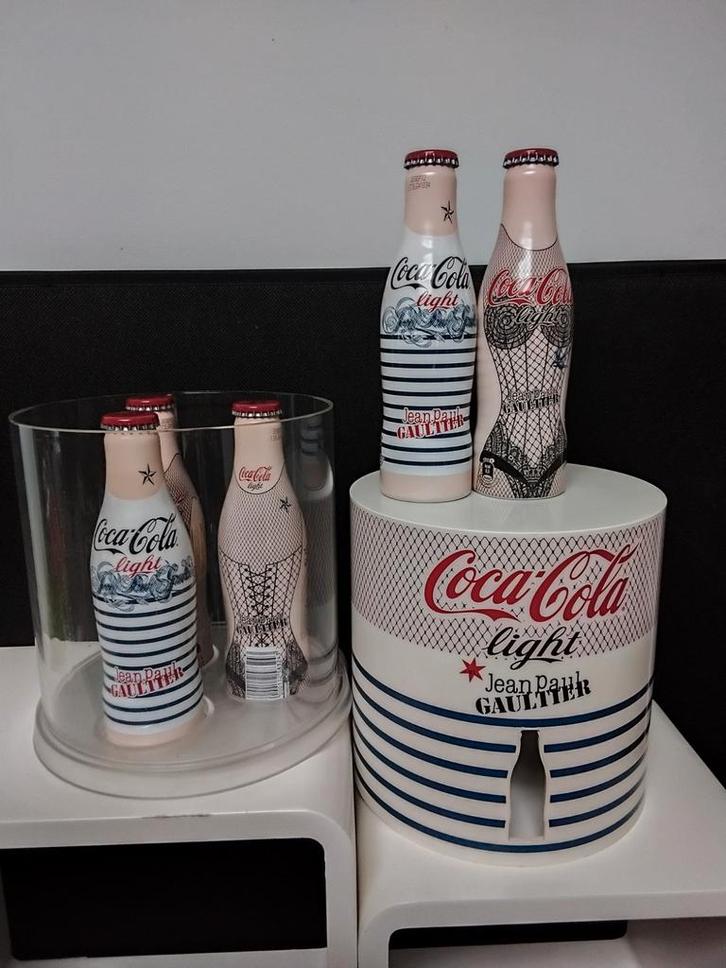 5 volle Coca-Cola Light flessen en Collectorsbox JP Gaultier, Verzamelen, Merken en Reclamevoorwerpen, Zo goed als nieuw, Ophalen of Verzenden