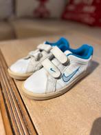 Nike sportschoen maat 35, Kinderen en Baby's, Babykleding | Schoentjes en Sokjes, Ophalen, Zo goed als nieuw