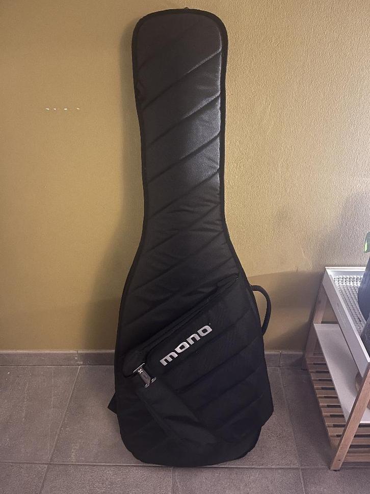 Mono Cases | Bass Sleeve (1ste generatie), Muziek en Instrumenten, Behuizingen en Koffers, Gebruikt, Elektrische basgitaar, Flightcase