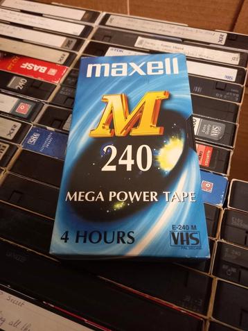 Vhs cassettes  beschikbaar voor biedingen