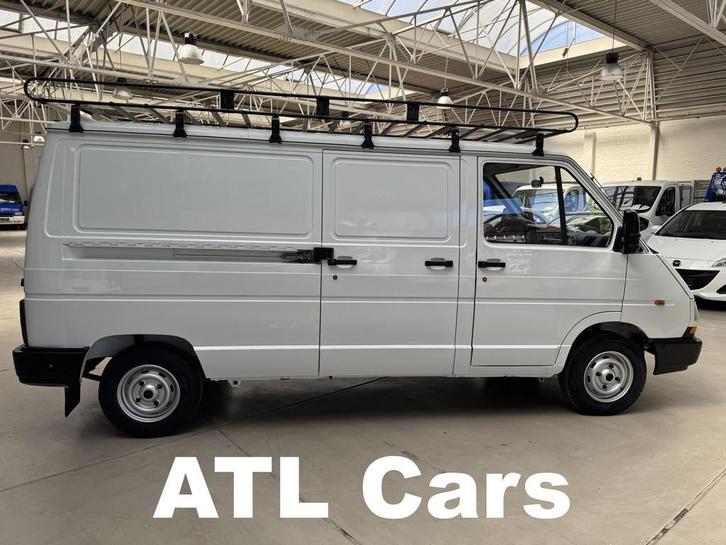 Renault Trafic 2.5 Diesel | Oldtimer | Lichte Vracht | Trekh, Auto's, Bestelwagens en Lichte vracht, Bedrijf, Te koop, ABS, Airbags