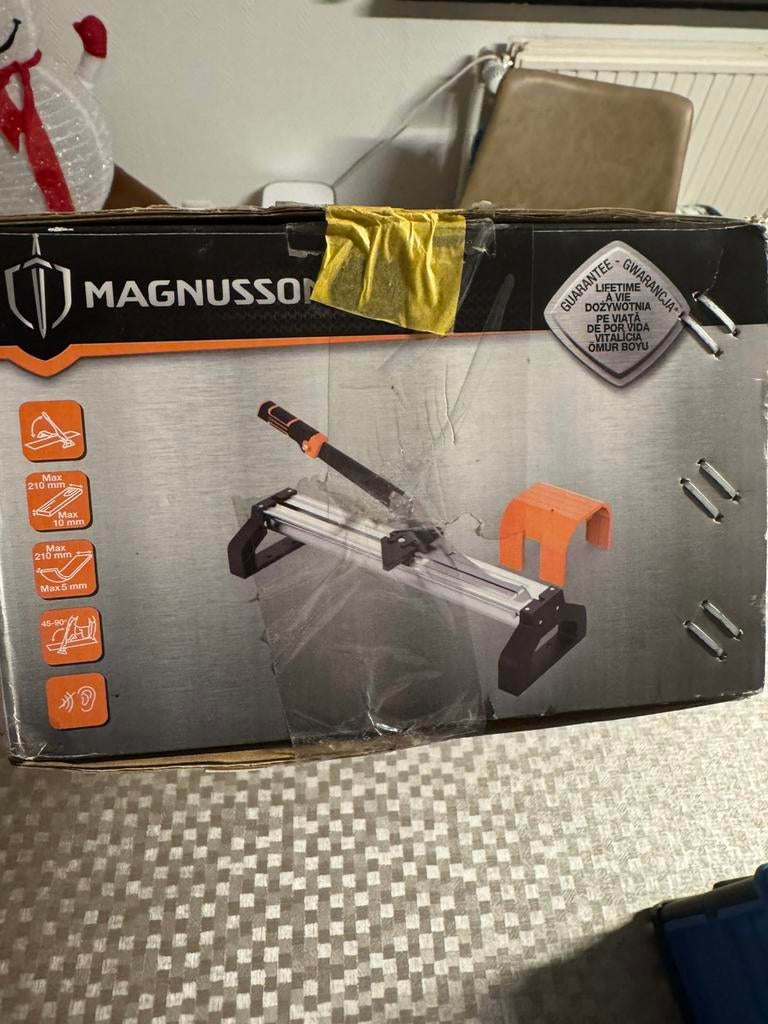 MAGNUSSON LAMINAATSNIJDER – KNIP, KLAAR, KOFFIE!, Doe-het-zelf en Bouw, Gereedschap | Handgereedschap, Nieuw, Ophalen of Verzenden