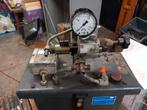 Hydraulische groep met 2 pistons, Ophalen, Zo goed als nieuw, Elektrisch