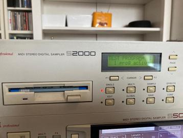 Akai S2000 beschikbaar voor biedingen