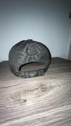 Fendi pet 45€, Ophalen, Zo goed als nieuw, Pet
