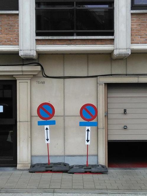 Te Huur Set van 2 Borden Parkeerverbod Huren - Regio Gent, Doe-het-zelf en Bouw, Overige Doe-Het-Zelf en Bouw, Zo goed als nieuw