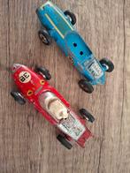 Ferrari et cooper dinky toys, Hobby en Vrije tijd, Zo goed als nieuw