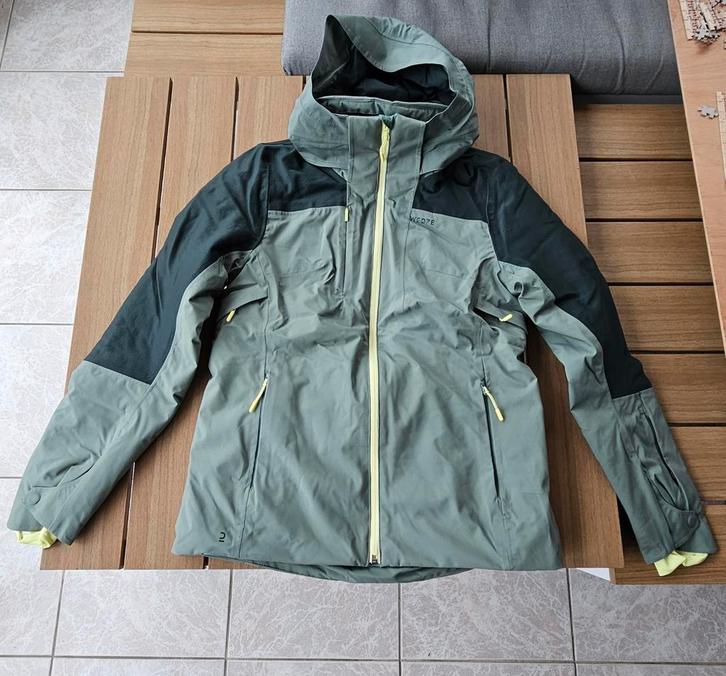 Skijas wedze, Kleding | Dames, Wintersportkleding, Zo goed als nieuw, Jack, Maat 36 (S), Ophalen of Verzenden