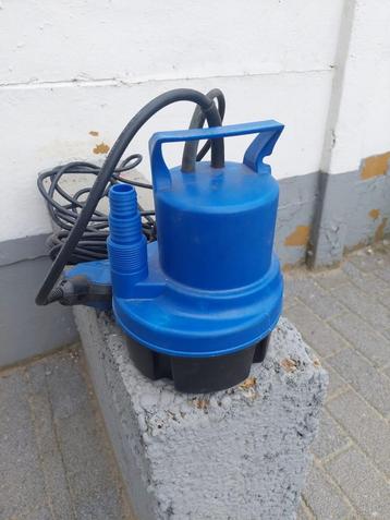  dompelpomp  beschikbaar voor biedingen