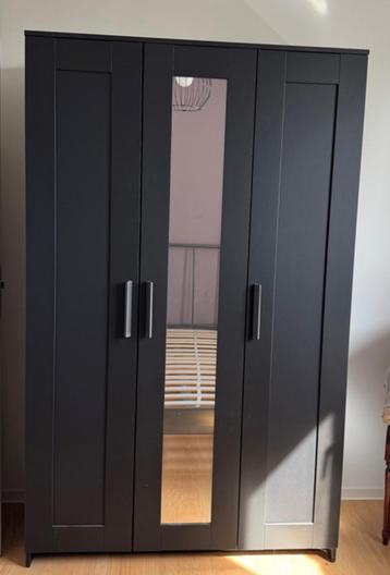 ARMOIRE NOIRE BRIMNES beschikbaar voor biedingen