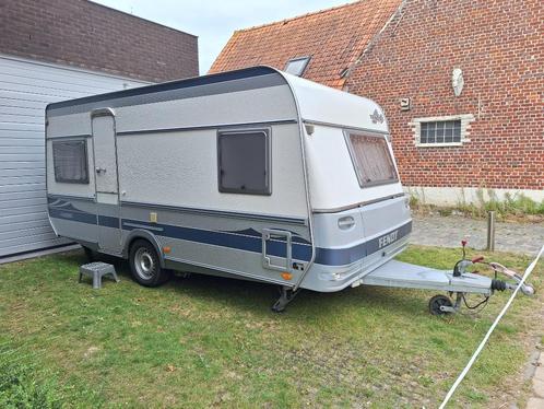 Fendt Saphir 470 TFB, Caravans en Kamperen, Caravans, Particulier, tot en met 4, 1000 - 1250 kg, Rondzit, Fendt, Frans bed, Omvormbare zithoek