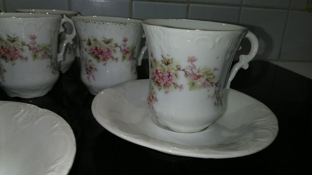 Oud koffie en thee servies, Ophalen
