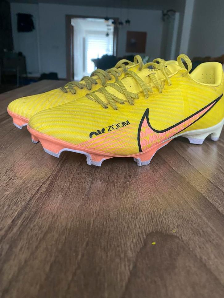 Nike voetbalschoenen maat 40, Kleding | Heren, Schoenen, Gedragen, Sportschoenen, Ophalen