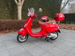 Piaggio Vespa 125cc, Fietsen en Brommers, Ophalen, 125 cc, Zo goed als nieuw, Benzine