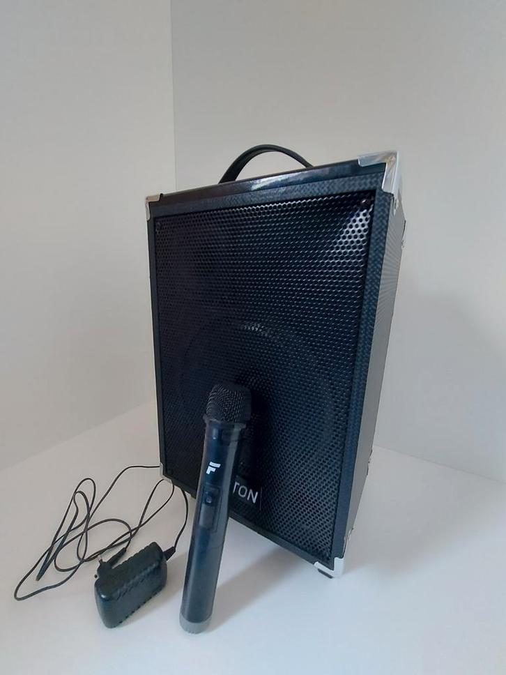 Fenton ST050 versterker + draadloze microfoon, Muziek en Instrumenten, Versterkers | Keyboard, Monitor en PA, Zo goed als nieuw