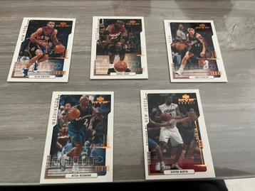 Upper deck MVP 00-01 basketball beschikbaar voor biedingen