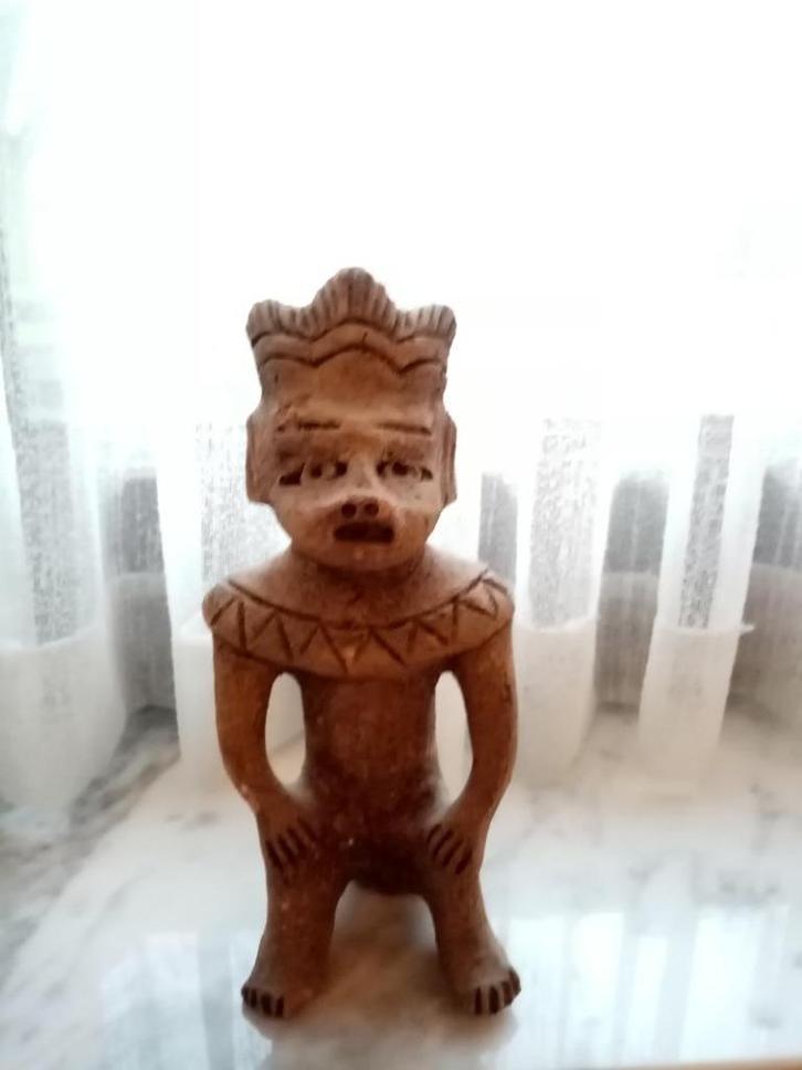 Artisinale : niet-Westers beeld handwerk , 20cm / 8cm, Antiek en Kunst, Kunst | Niet-Westerse kunst, Ophalen of Verzenden