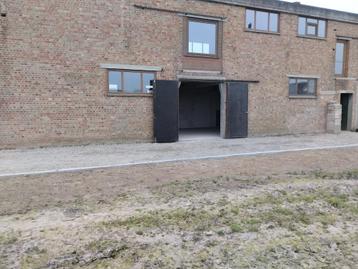 Ardooie, Te Huur: Vlot bereikbare magazijnen: 140, 125, 20m² beschikbaar voor biedingen
