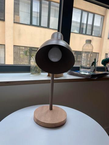 Lampen beschikbaar voor biedingen