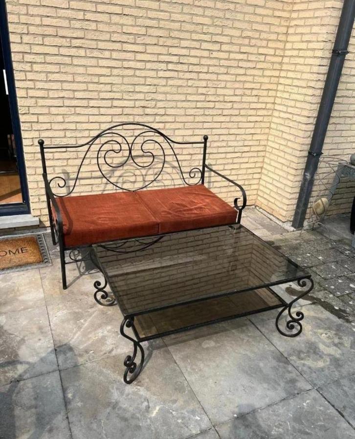Smeedijzeren tuin of woonkamerset - 3 stoelen + glazen tafel, Tuin en Terras, Tuinbanken, Zo goed als nieuw, Metaal, Ophalen