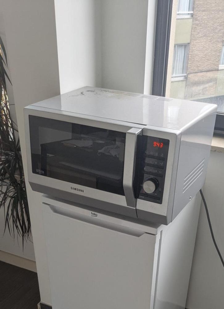 Combi-oven Samsung, Elektronische apparatuur, Ovens, Gebruikt, Vrijstaand, Oven met grill, Minder dan 45 cm, 45 tot 60 cm, Hete lucht