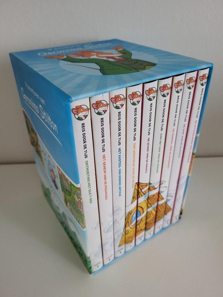 boekenbox 9 avonturen van Geronimo Stilton reis door de tijd, Boeken, Fantasy, Zo goed als nieuw, Ophalen of Verzenden