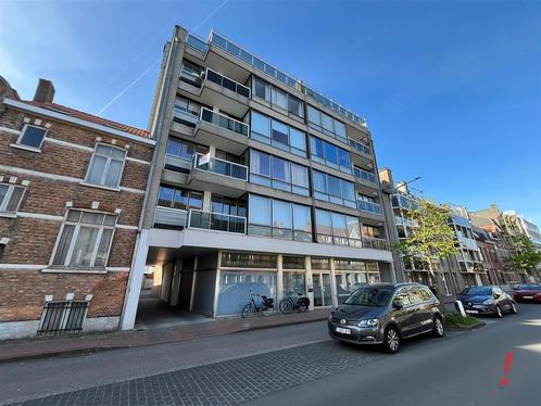 Appartement te huur in Sint-Andries, 3 slpks, Immo, Huizen te huur, Appartement, B