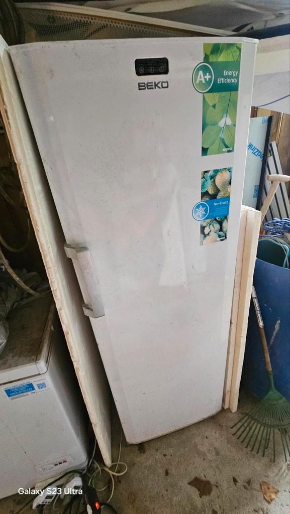 Beko A+ diepvriezer met 7 laden 250L, Elektronische apparatuur, Vriezers en Diepvrieskisten, Gebruikt, Vrieskast, Ophalen of Verzenden