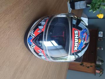 Shark M-helm. Bijna nieuw  beschikbaar voor biedingen