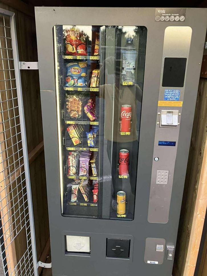 Mooie, perfect werkende combi automaat met speciale koeling, Verzamelen, Automaten | Overige, Gebruikt, Ophalen of Verzenden