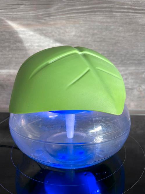 Humidificateur avec lumière LED bleue, Animaux & Accessoires, Rongeurs & Lapins | Accessoires, Comme neuf, Enlèvement ou Envoi