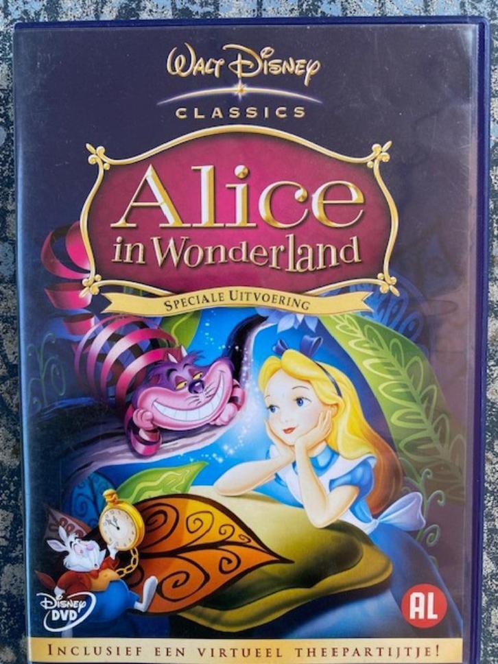 Alice in Wonderland DVD van Walt Disney Classics Nieuwstaat, Cd's en Dvd's, Dvd's | Tekenfilms en Animatie, Zo goed als nieuw