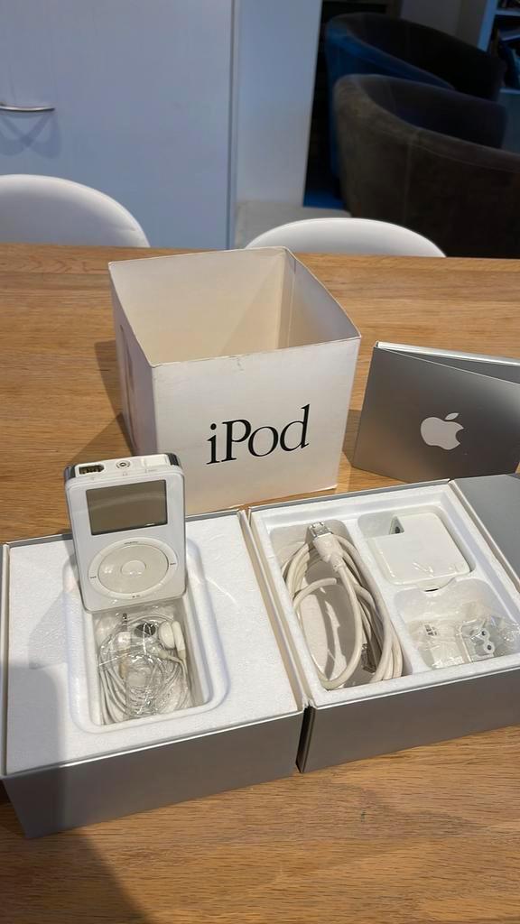 Apple Ipod 1st generation, TV, Hi-fi & Vidéo, Lecteurs Mp3 | Apple iPod, Utilisé, Autres types, 2 à 10 GB, Autres couleurs, Enlèvement