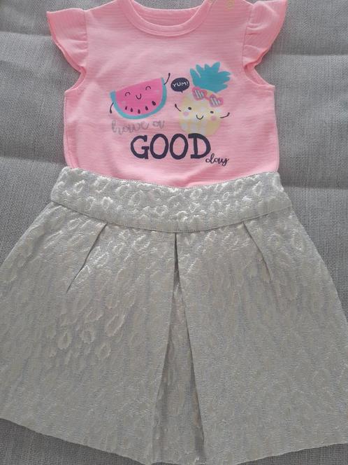 Tshirt /Bodyrompje Maat 80 / 12 maand., Kinderen en Baby's, Babykleding | Maat 80, Zo goed als nieuw, Meisje, Shirtje of Longsleeve