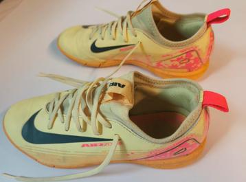 Zaalvoetbalschoenen(pro)-Nike  beschikbaar voor biedingen